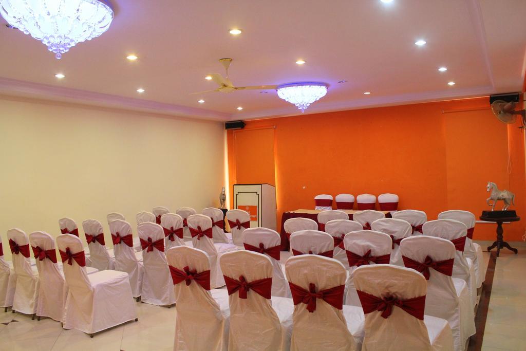 Hotel Yasodha Towers Hosur Exterior photo