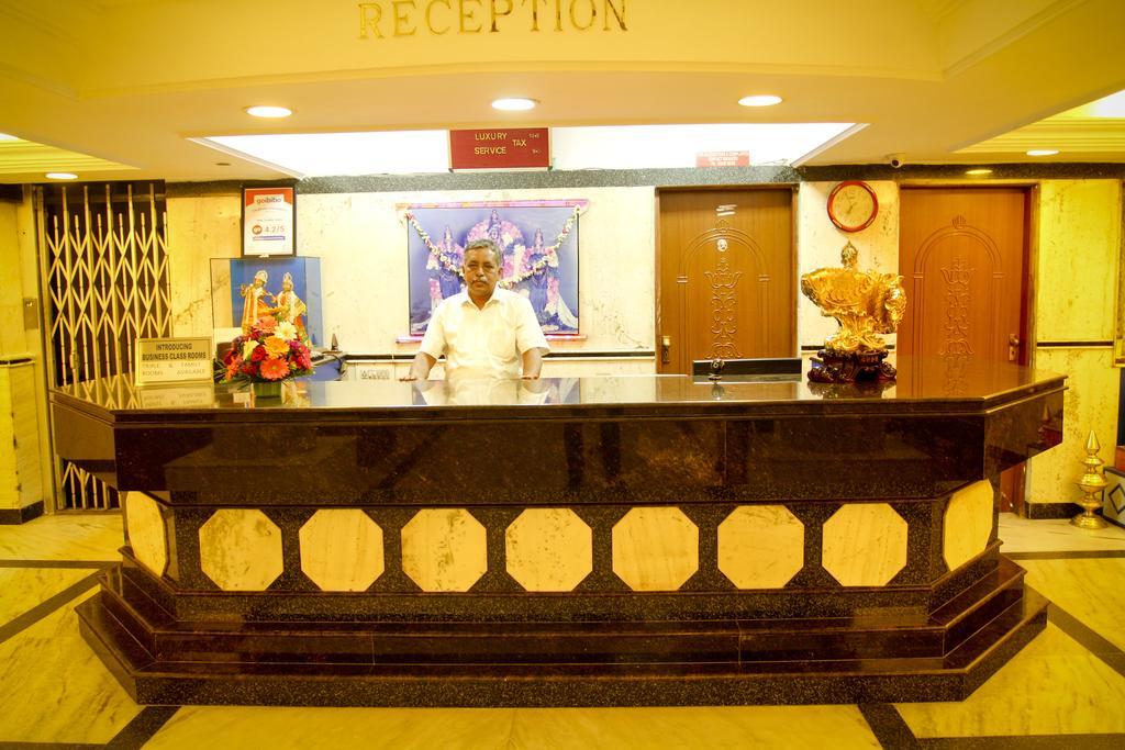 Hotel Yasodha Towers Hosur Exterior photo