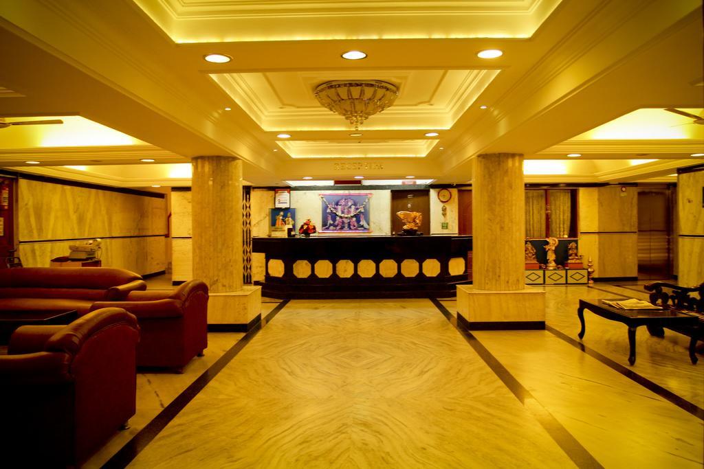 Hotel Yasodha Towers Hosur Exterior photo