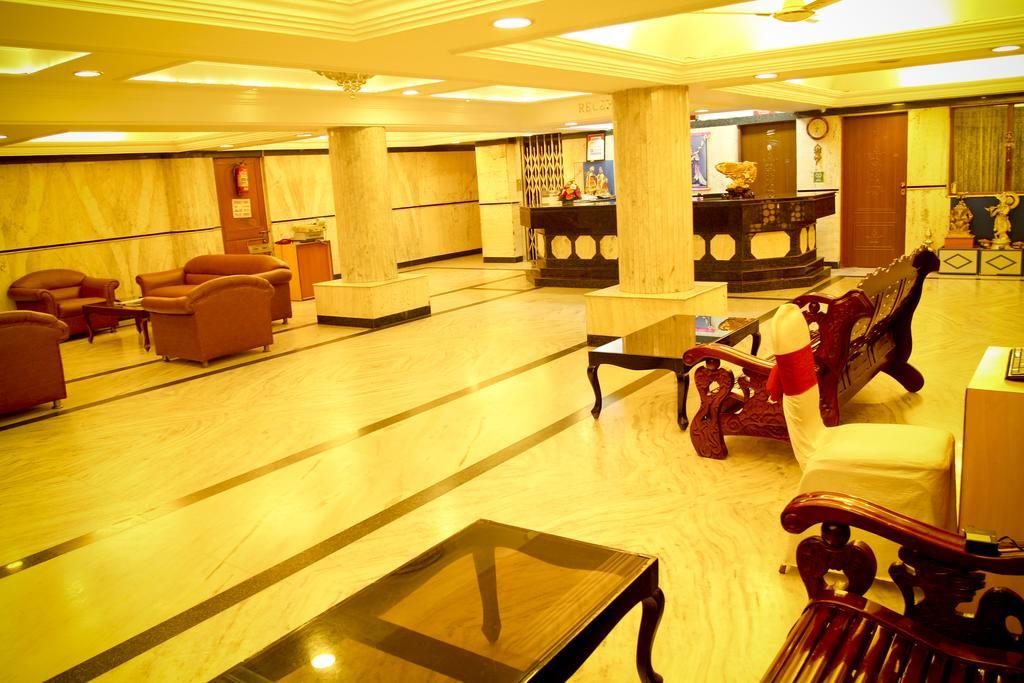 Hotel Yasodha Towers Hosur Exterior photo