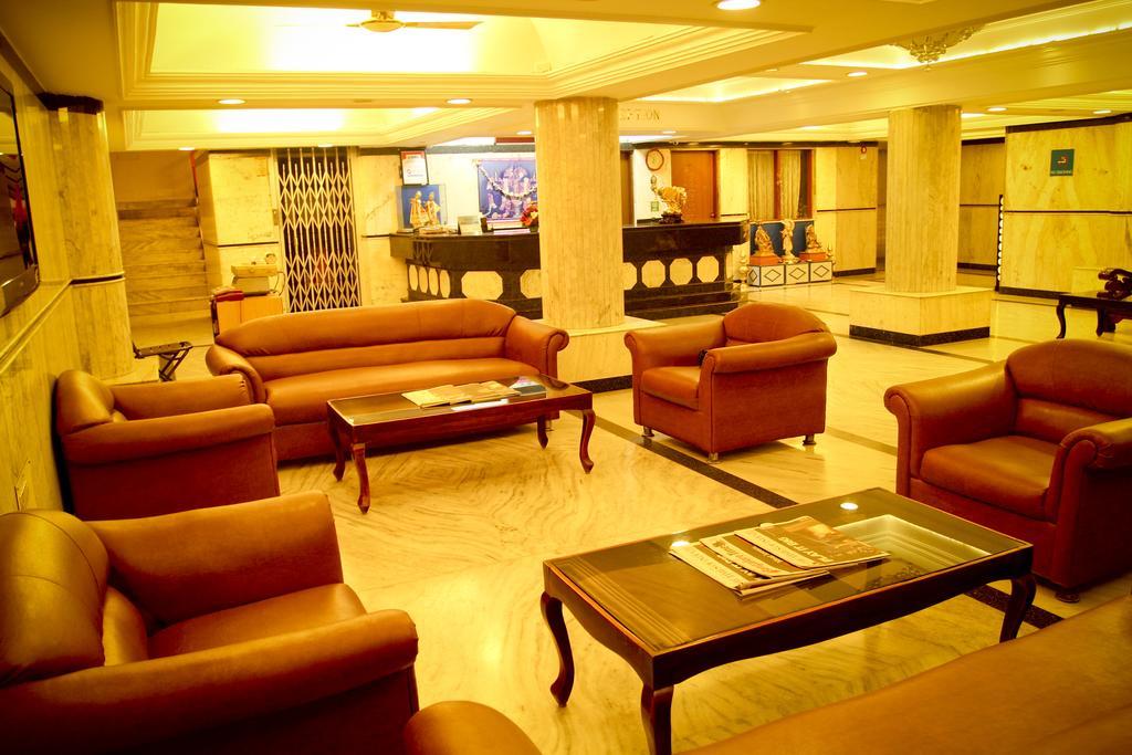 Hotel Yasodha Towers Hosur Exterior photo
