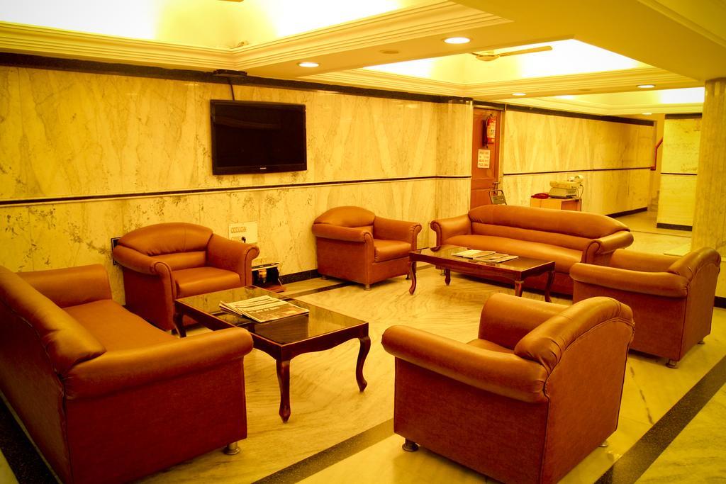 Hotel Yasodha Towers Hosur Exterior photo